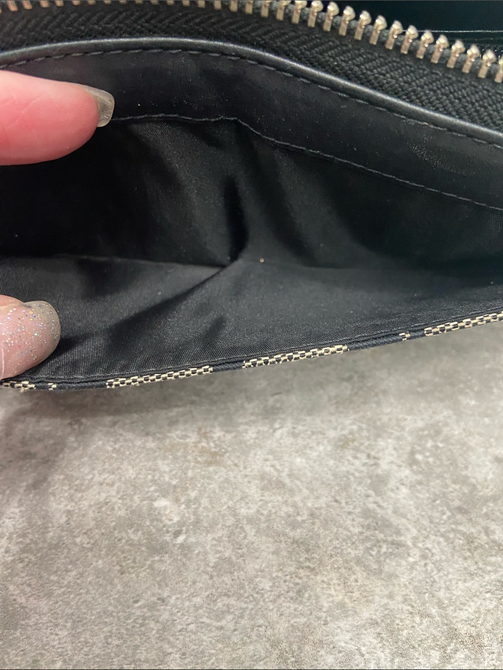 Coach Y2K Ashley SignatureWallet EUC - Picture 6 of 7